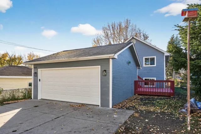 $347,500 | 3432 Lee Avenue North, Crystal, MN 55422