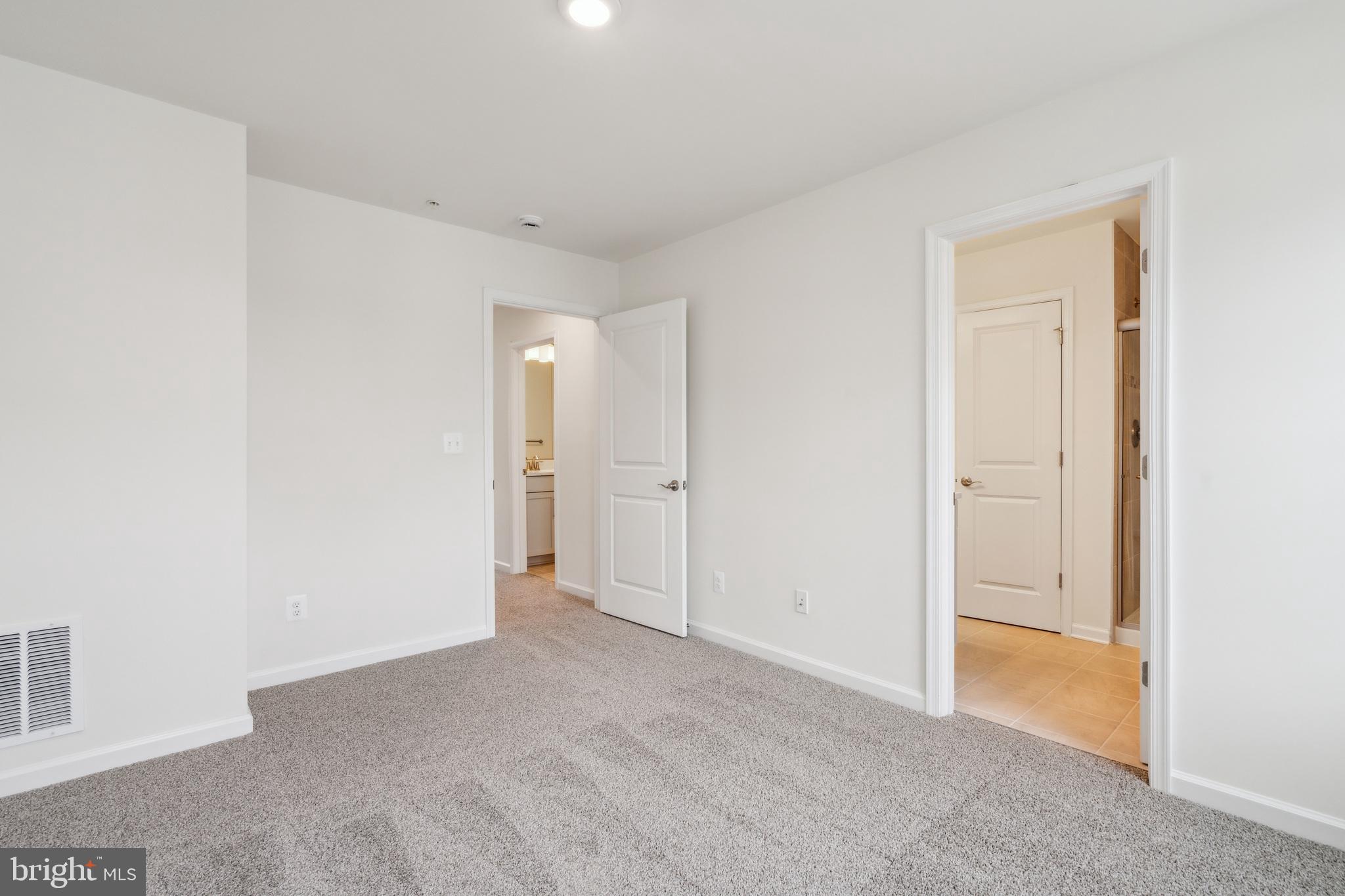 304 Riverside Drive Cambridge, MD 21613 - Photo 10 of 29 Gallery Image 10