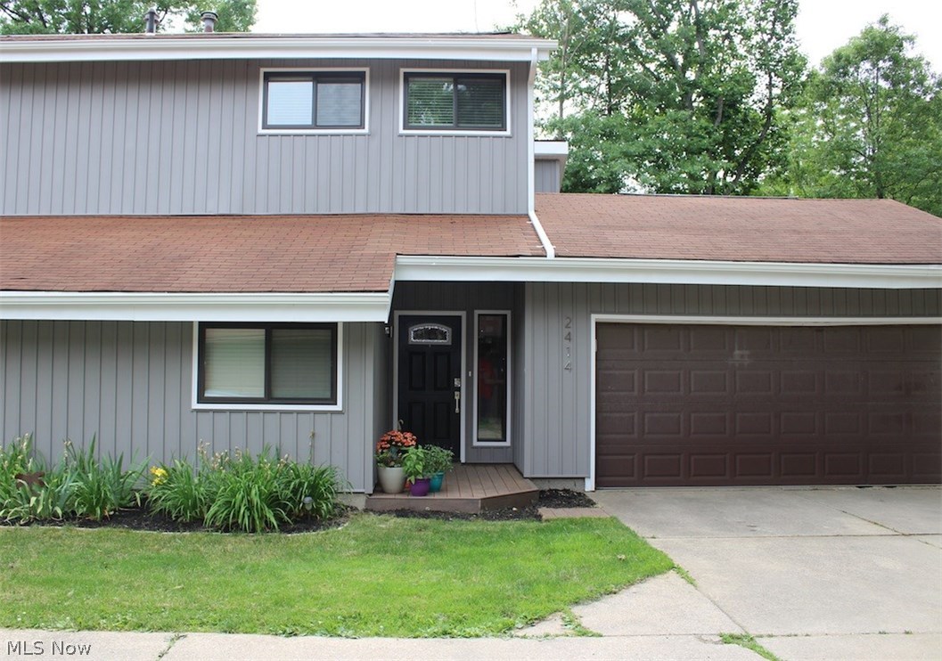 2414 Call Road Stow, OH 44224 - Photo 1 of 34