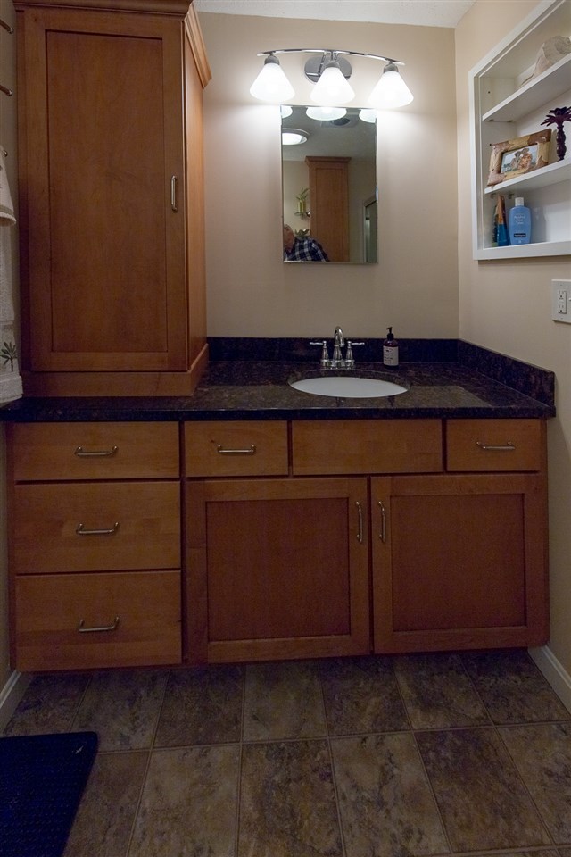 371 Winding Pond Road, Unit 371 Londonderry, NH 03053 - Photo 17 of 40 Gallery Image 17