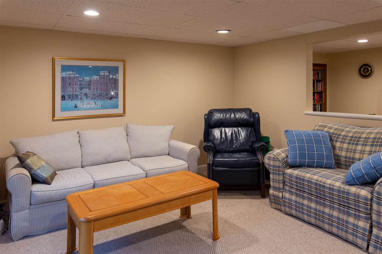 371 Winding Pond Road, Unit 371 Londonderry, NH 03053 - Photo 27 of 40 Gallery Image 27