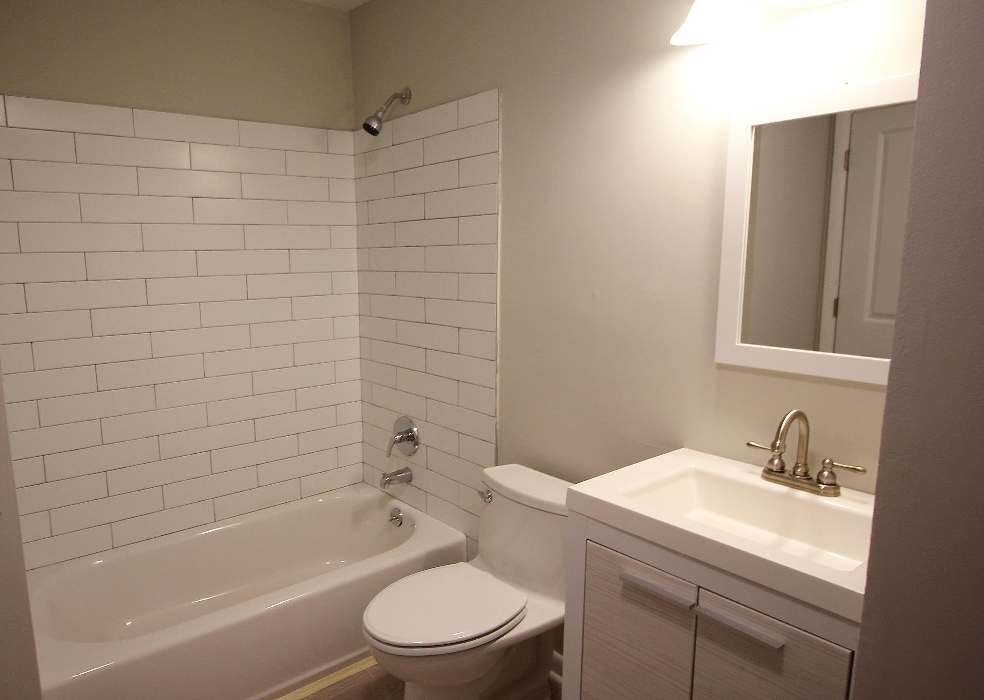 115 Manchester Road Summerville, SC 29486 - Photo 6 of 8 115 bath