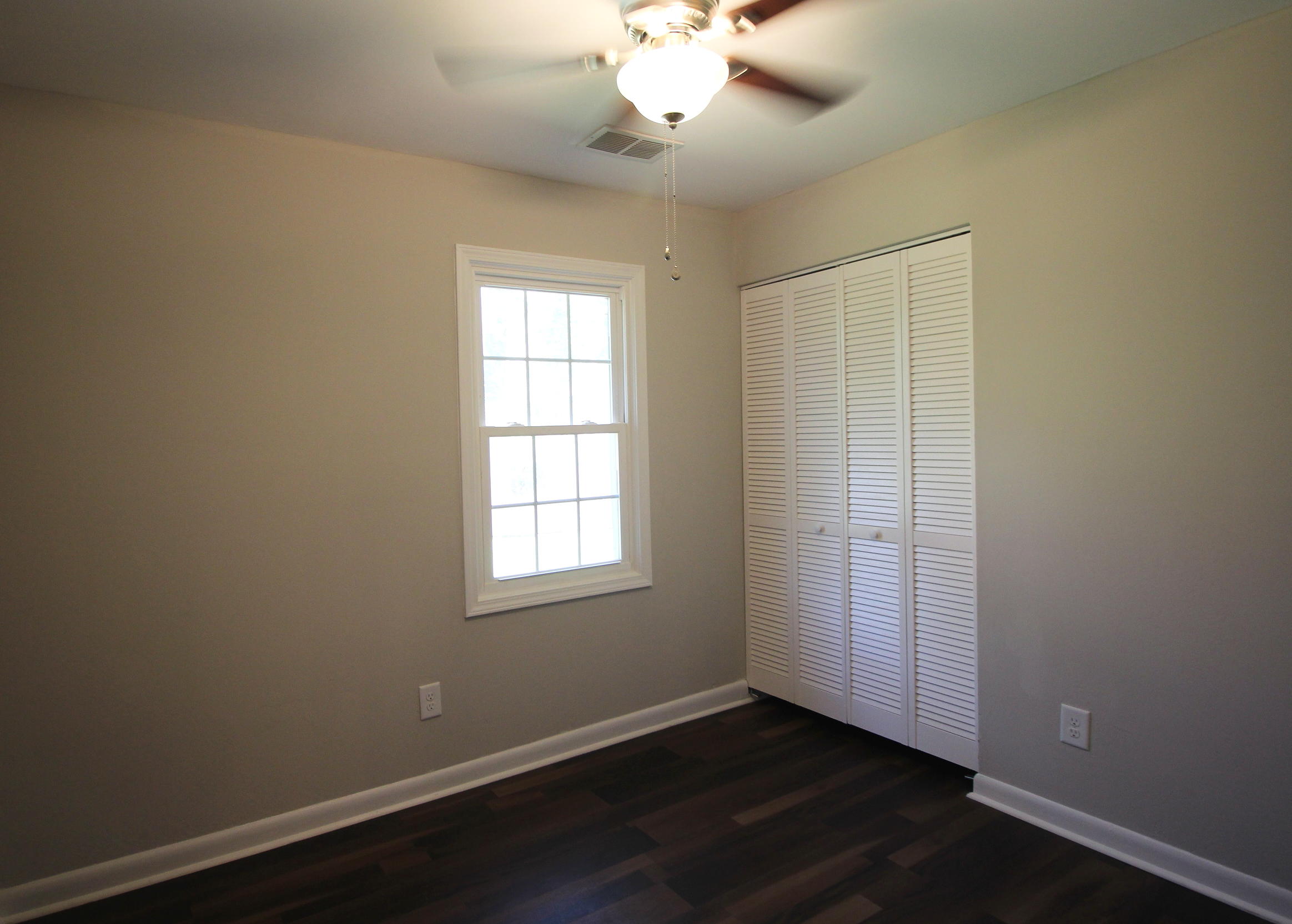 115 Manchester Road Summerville, SC 29486 - Photo 7 of 8 115 BR 2