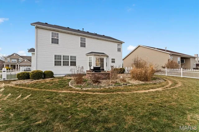$390,000 | 3108 Birmingham Drive, Glen Carbon, IL 62034