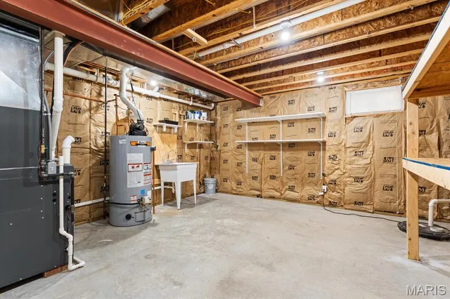 $390,000 | 3108 Birmingham Drive, Glen Carbon, IL 62034