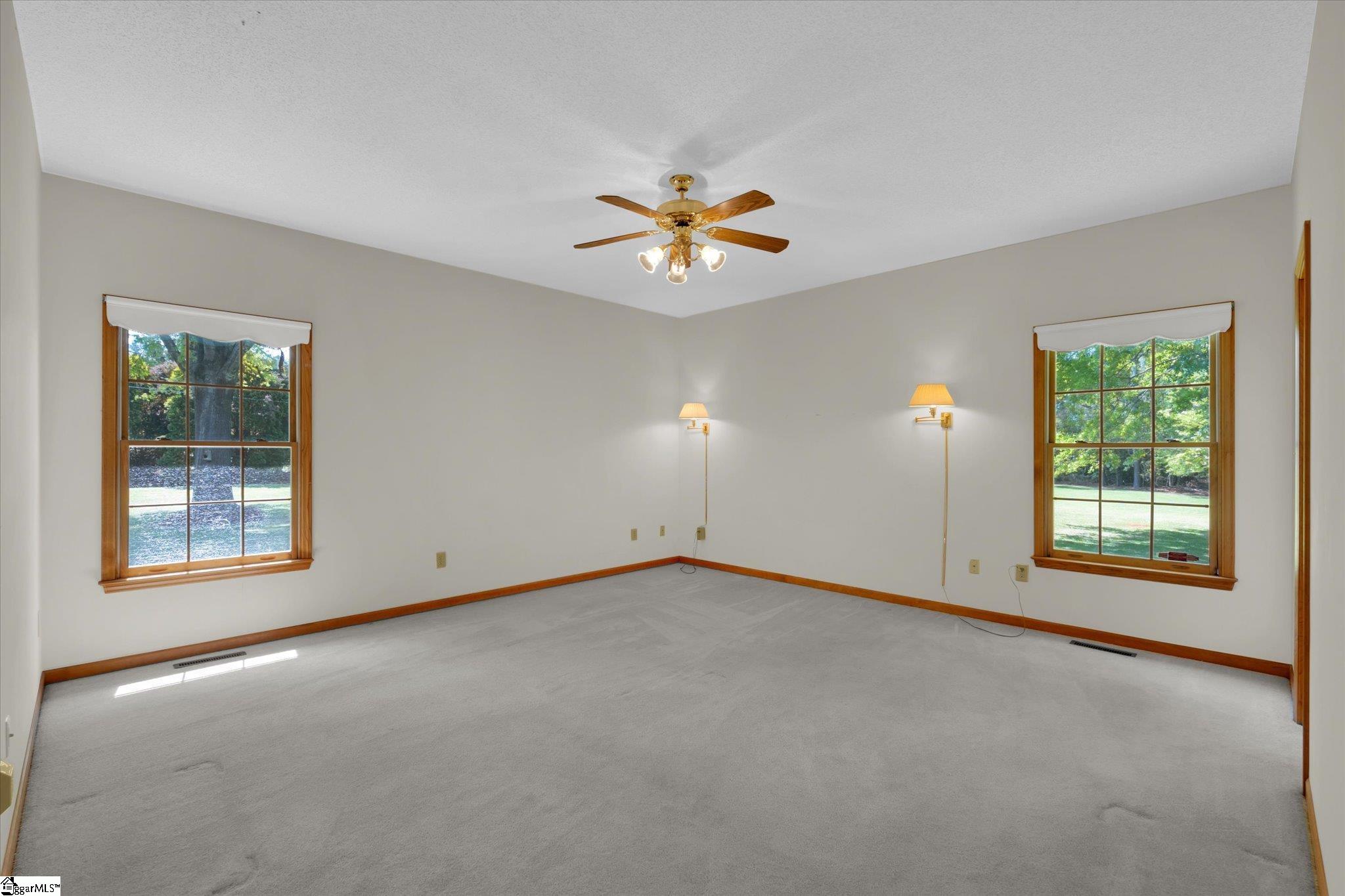 304 Dixon Street Clinton, SC 29325 - Photo 18 of 49