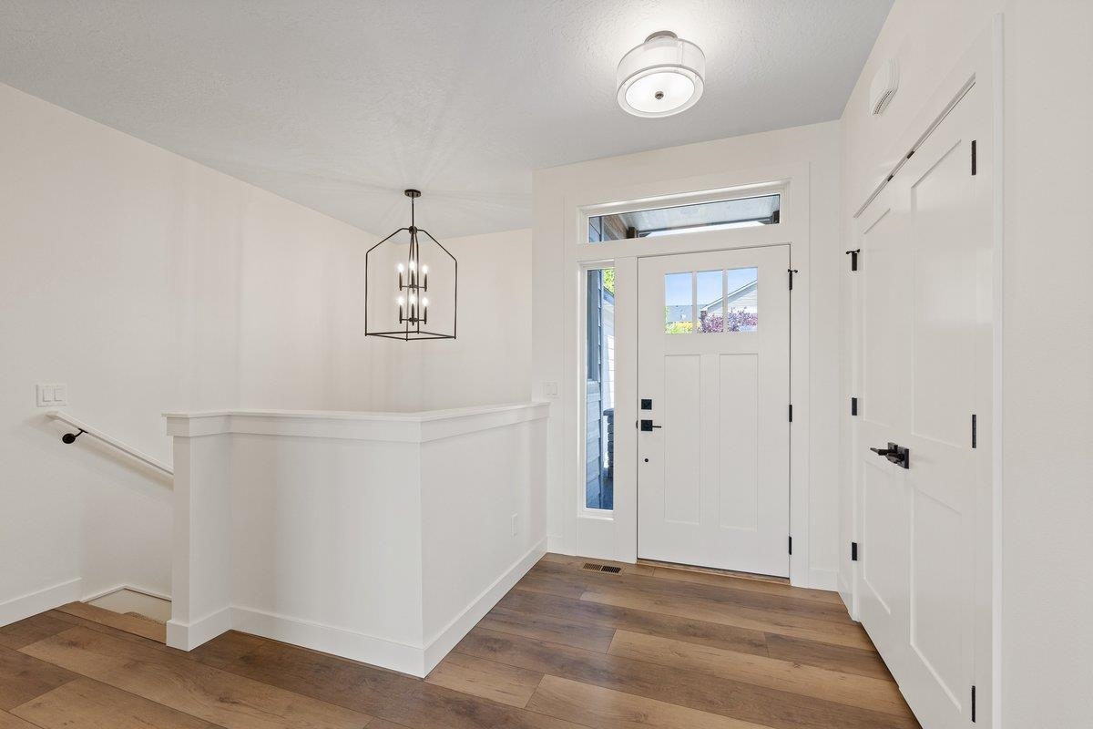 8930 East Ridgeline Lane Spokane, WA 99217 - Photo 6 of 46