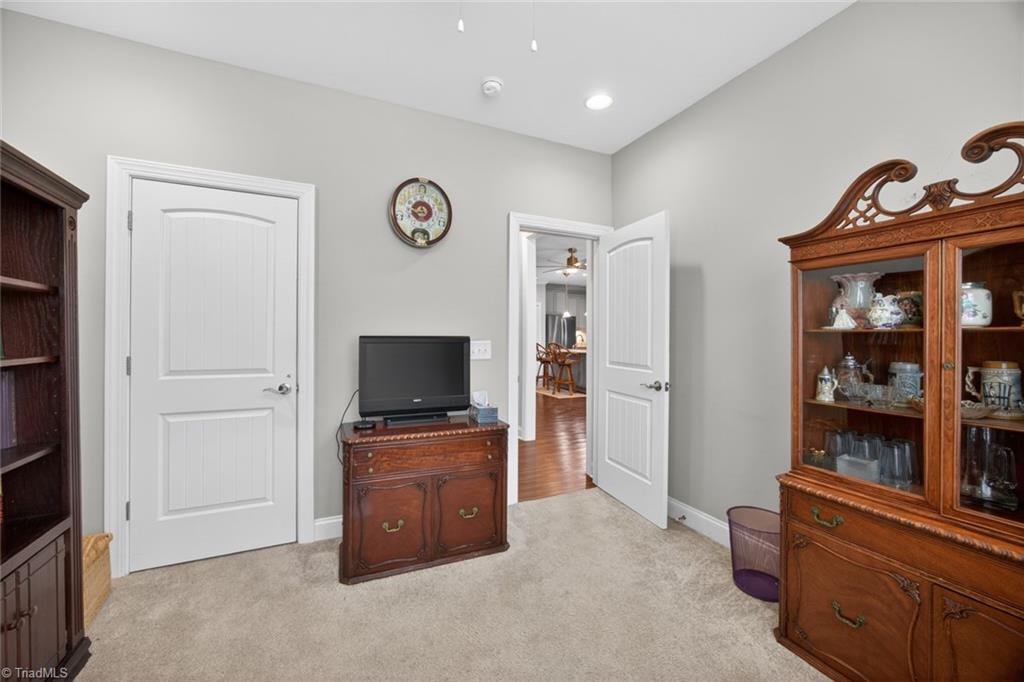 3407 Amber Meadows Road High Point, NC 27265 - Photo 22 of 45