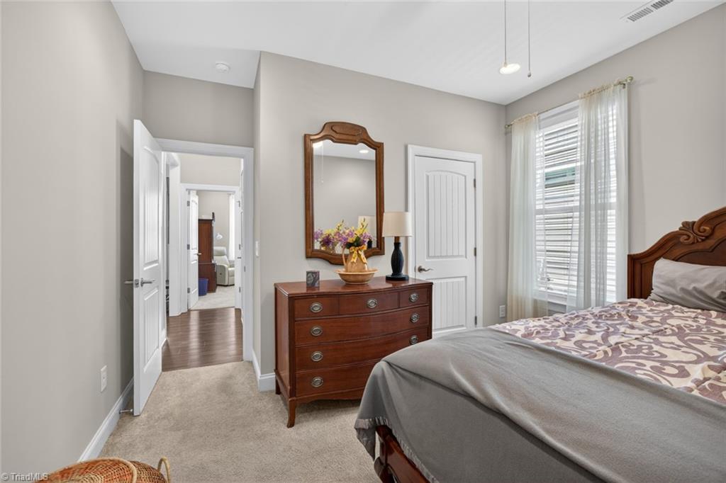 3407 Amber Meadows Road High Point, NC 27265 - Photo 25 of 45