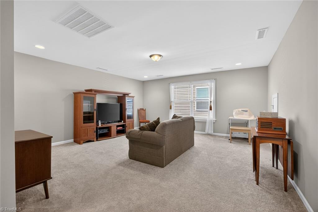 3407 Amber Meadows Road High Point, NC 27265 - Photo 31 of 45