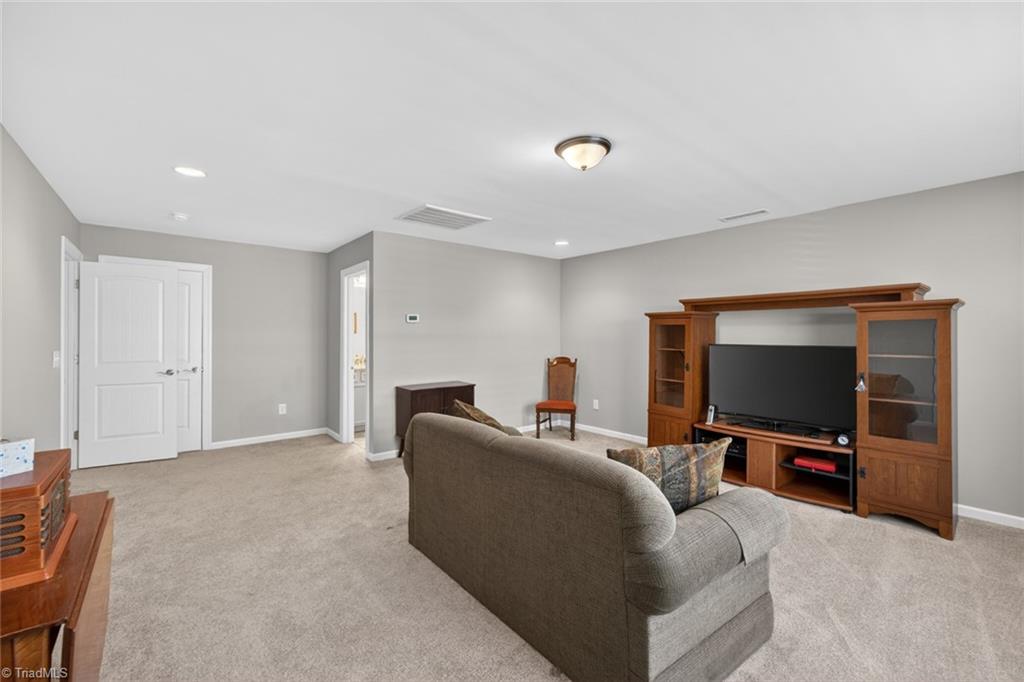 3407 Amber Meadows Road High Point, NC 27265 - Photo 32 of 45
