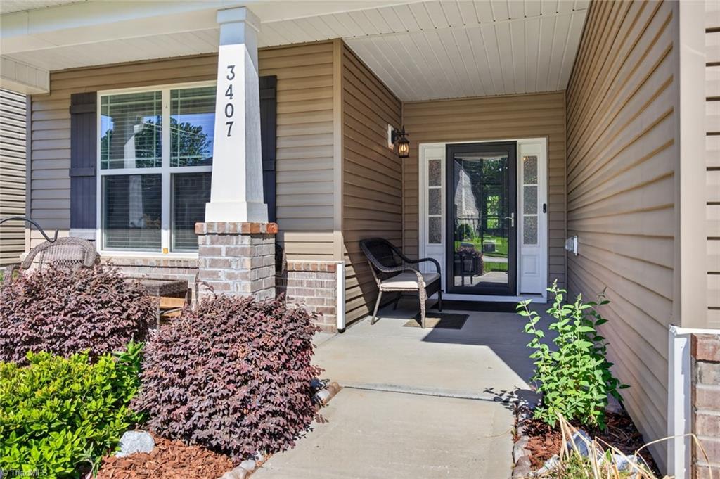 3407 Amber Meadows Road High Point, NC 27265 - Photo 5 of 45