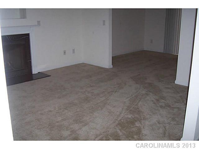 8125 Pozzi Road Charlotte, NC 28216 - Photo 5 of 10 Gallery Image 5
