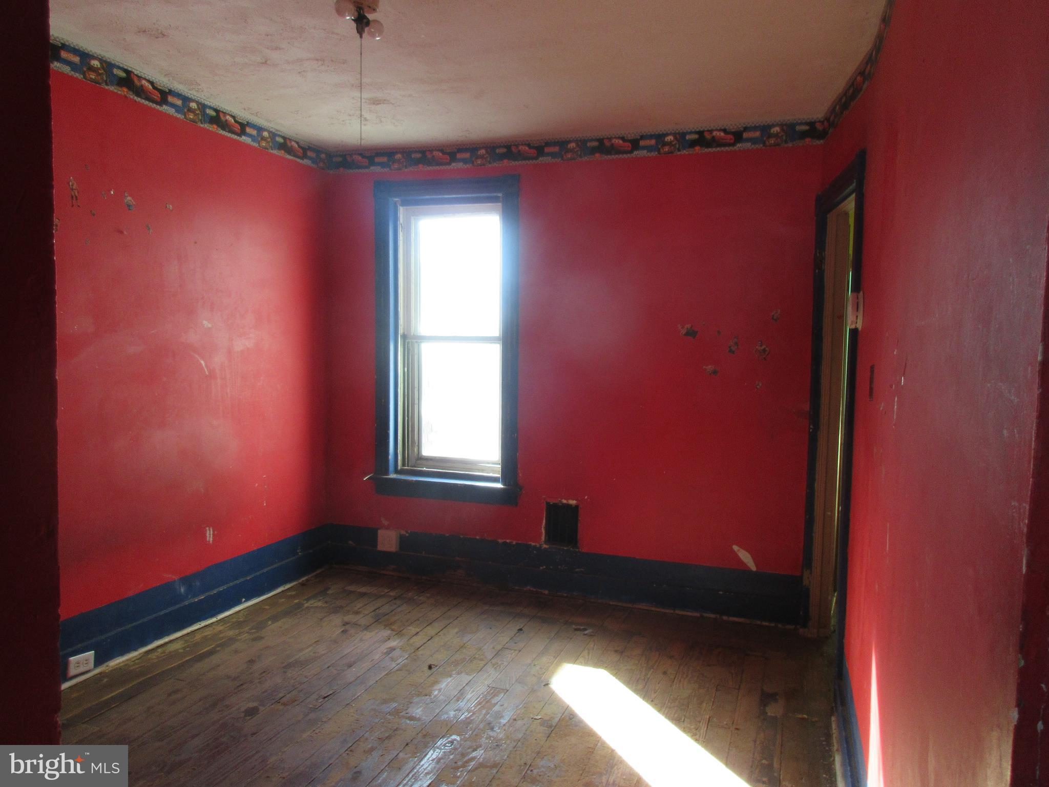 2134 Kutztown Road Reading, PA 19605 - Photo 8 of 11 Gallery Image 8