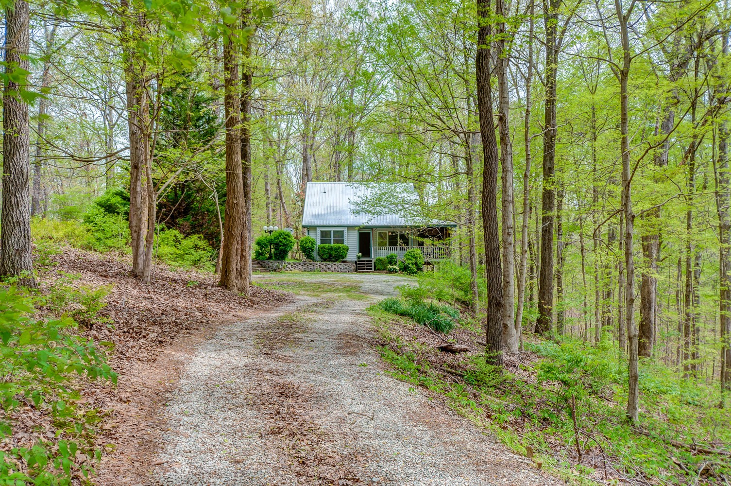 1136 Dora Whitley Road Franklin, TN 37064 - Photo 2 of 37 a front view of a house with a yard