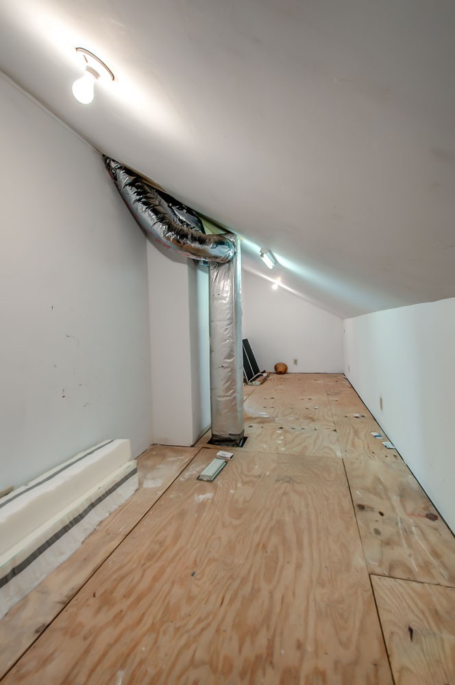 1136 Dora Whitley Road Franklin, TN 37064 - Photo 24 of 37 en empty room with windows