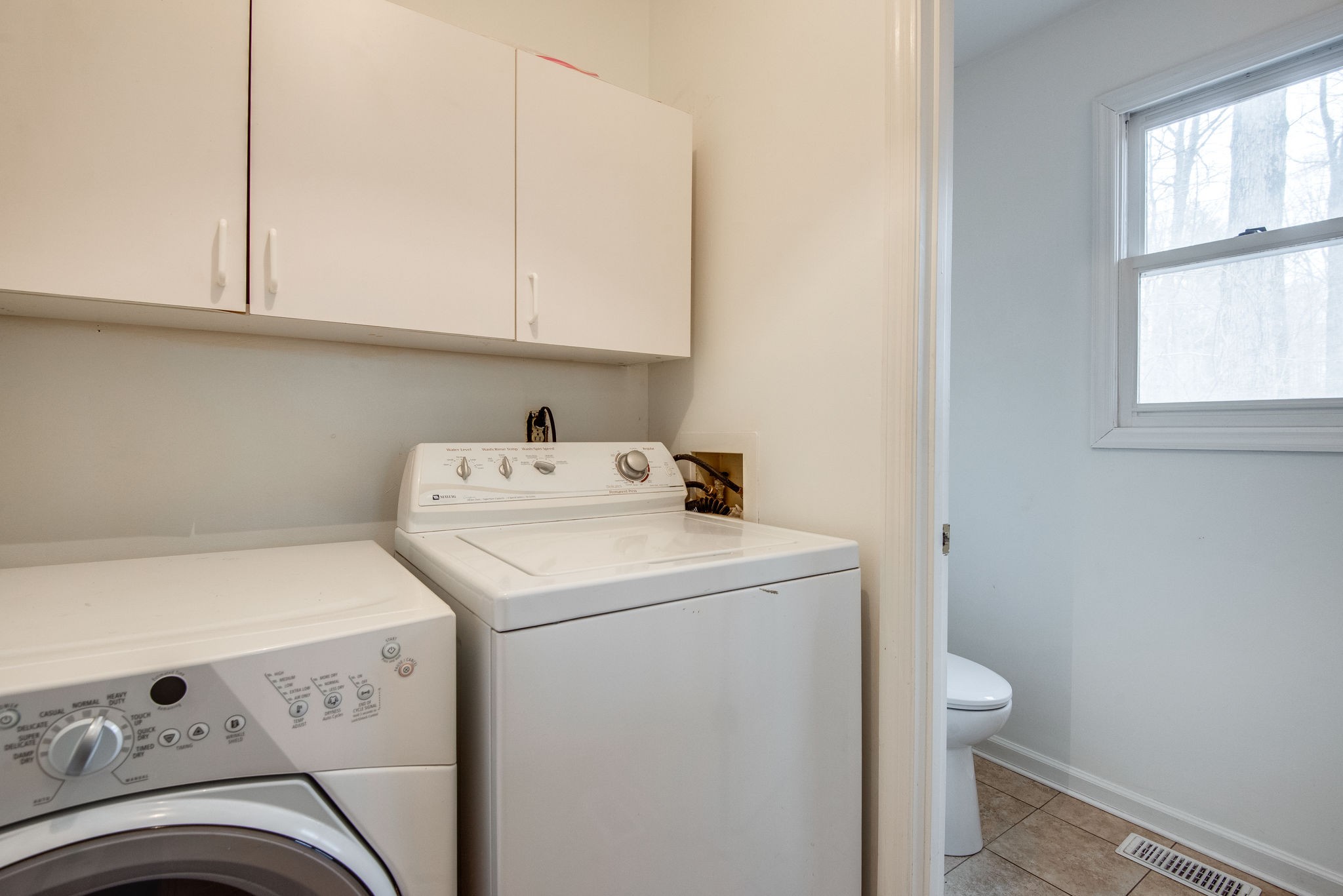 1136 Dora Whitley Road Franklin, TN 37064 - Photo 29 of 37 a utility room with dryer and washer