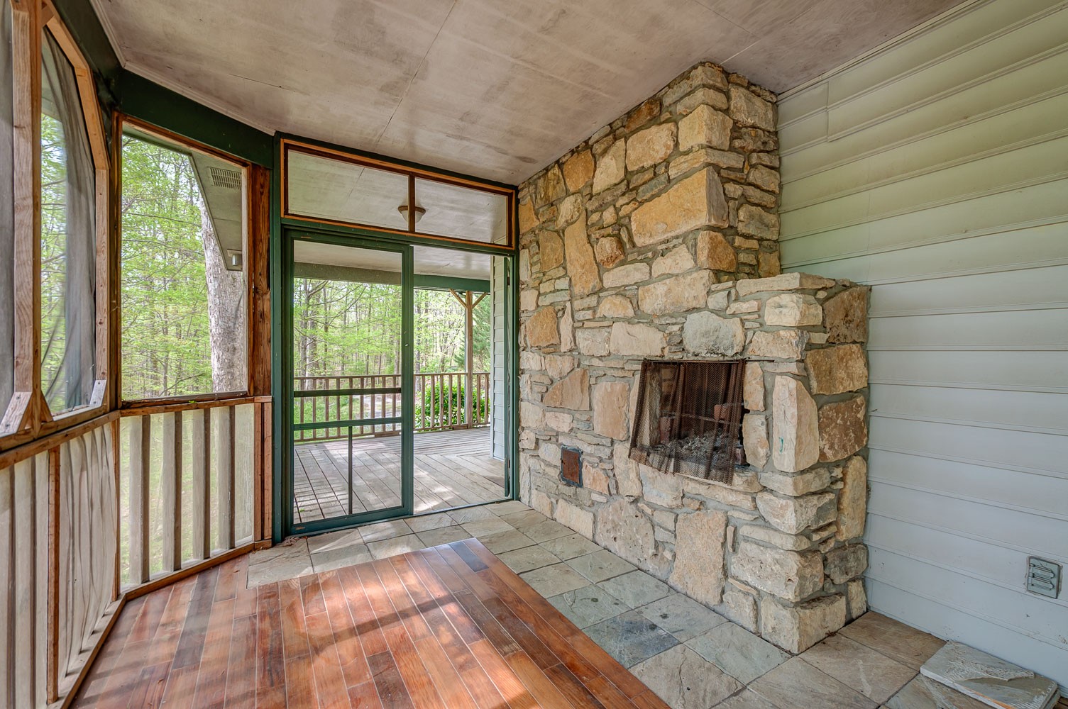 1136 Dora Whitley Road Franklin, TN 37064 - Photo 35 of 37 a view of entryway with wooden floor