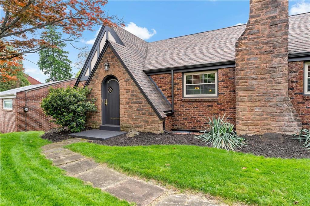 158 Old Clairton Road Pittsburgh, PA 15236 - Photo 3 of 42