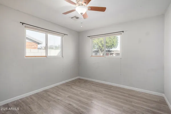 $409,900 | 1061 West 5th Street, Mesa, AZ 85201