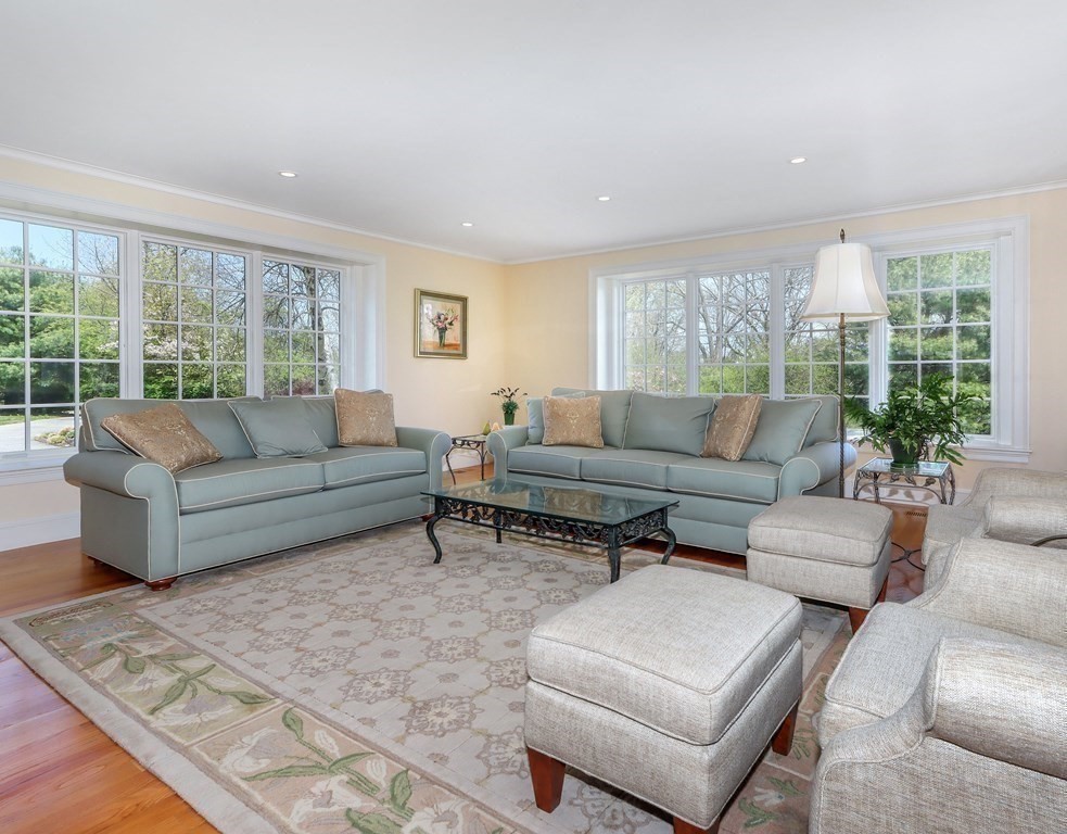 41 Brooks Road Lincoln, MA 01773 - Photo 8 of 42