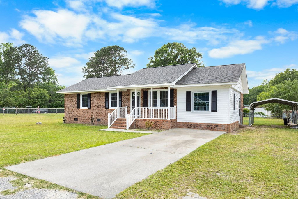 723 Barnwell Street Manning, SC 29102 - Photo 4 of 27 Gallery Image 4