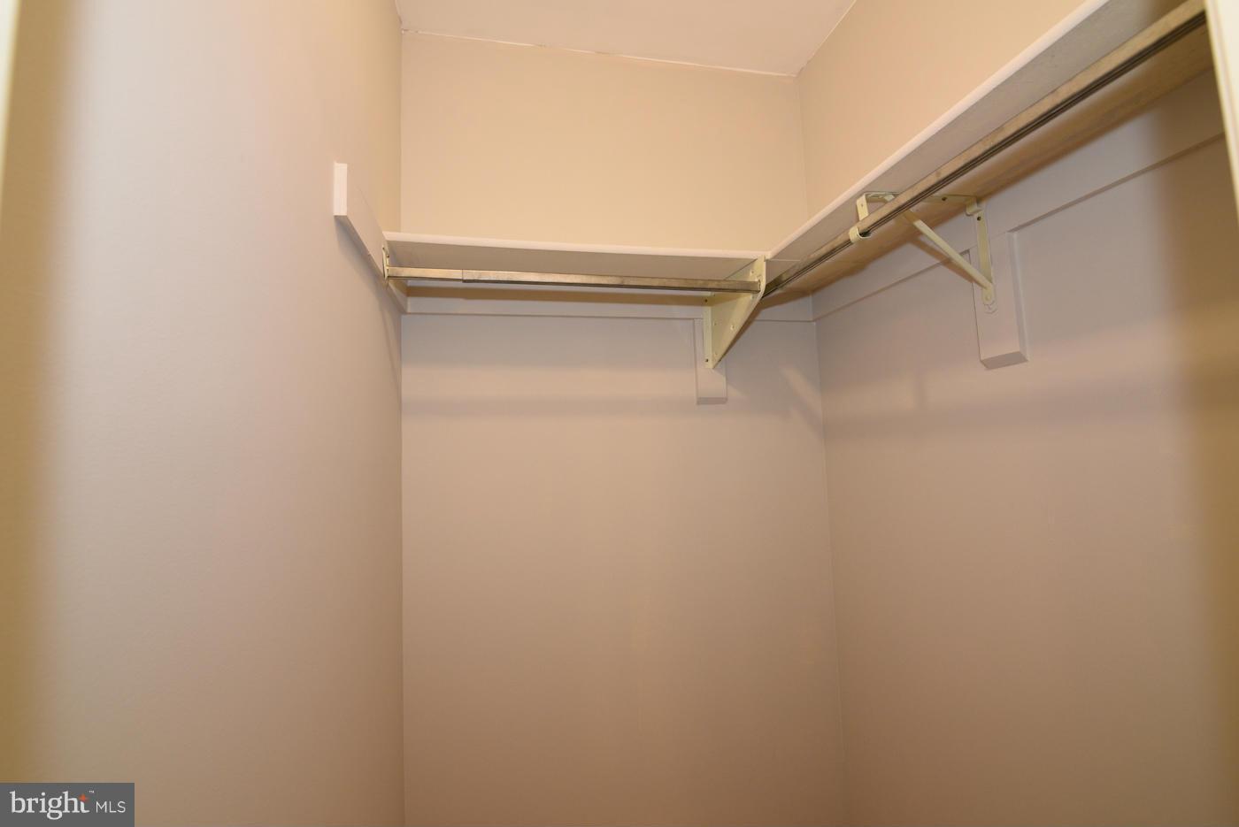 122 Fort Evans Road Southeast, Unit 140 Leesburg, VA 20175 - Photo 14 of 26 Bedroom (Master)