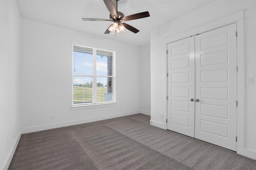 1040 Agnes Street North Springtown, TX 76082 - Photo 23 of 40