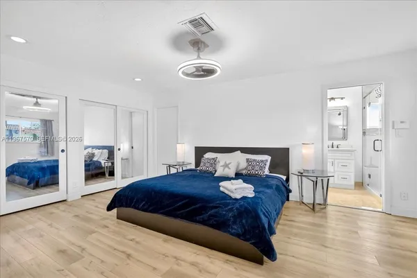$1,094,995 | 3211 Calle Largo Drive, Hollywood, FL 33021