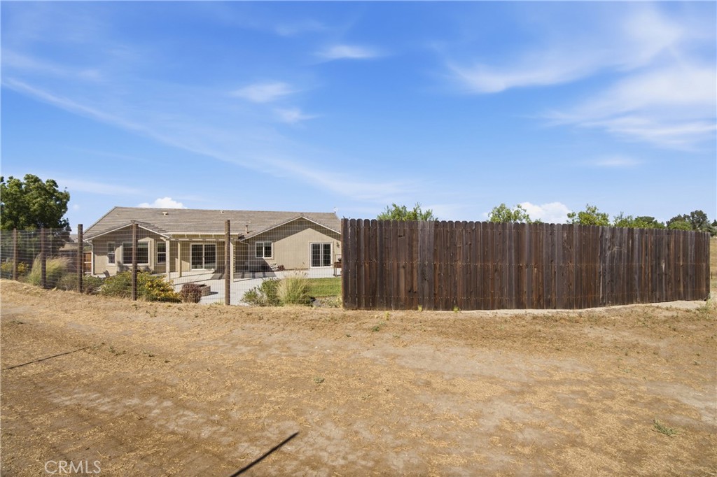 8020 Baron Way Paso Robles, CA 93446 - Photo 11 of 74