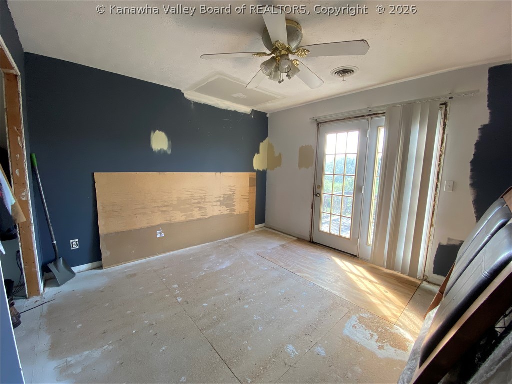 33006 Charleston Road Leon, WV 25123 - Photo 19 of 23 Gallery Image 19