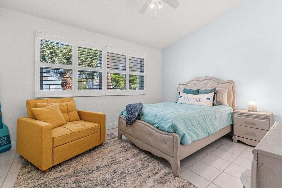 980 Jeffery Street Boca Raton, FL 33487 - Photo 13 of 20 13