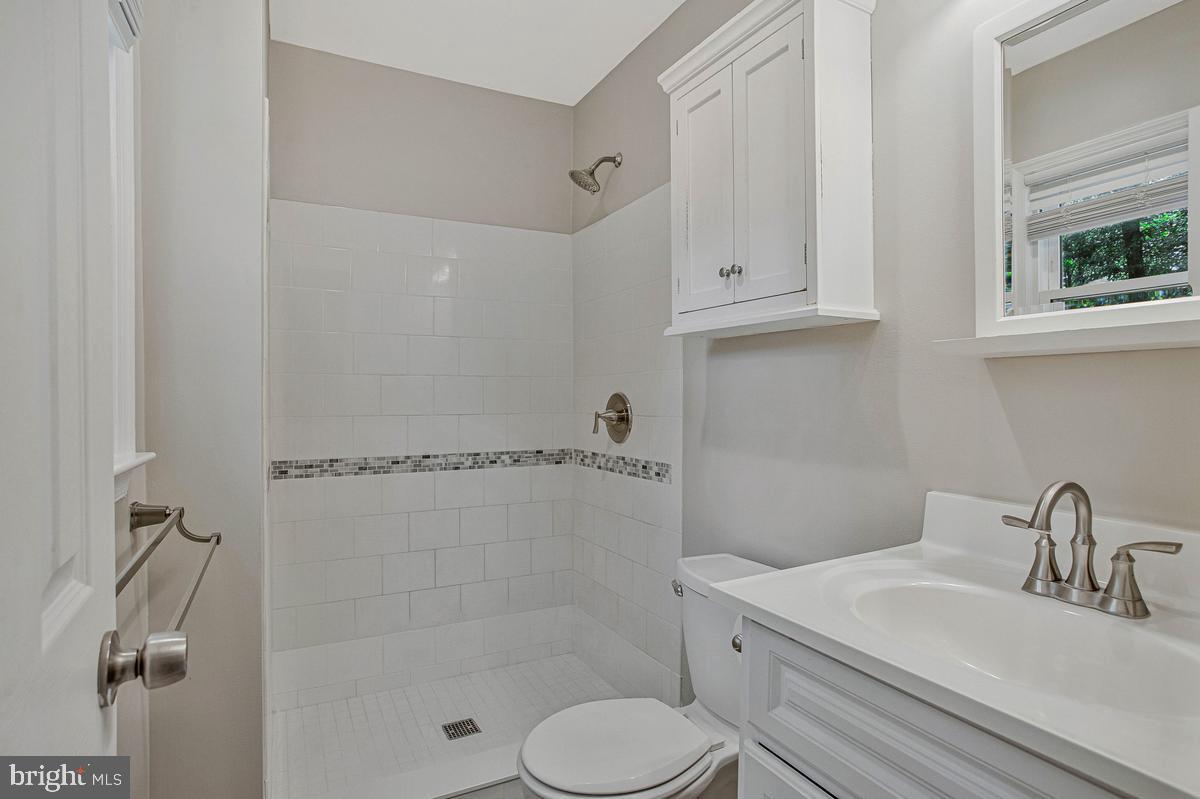 6521 Wilson Road Friendship, MD 20758 - Photo 26 of 55 Primary Bath