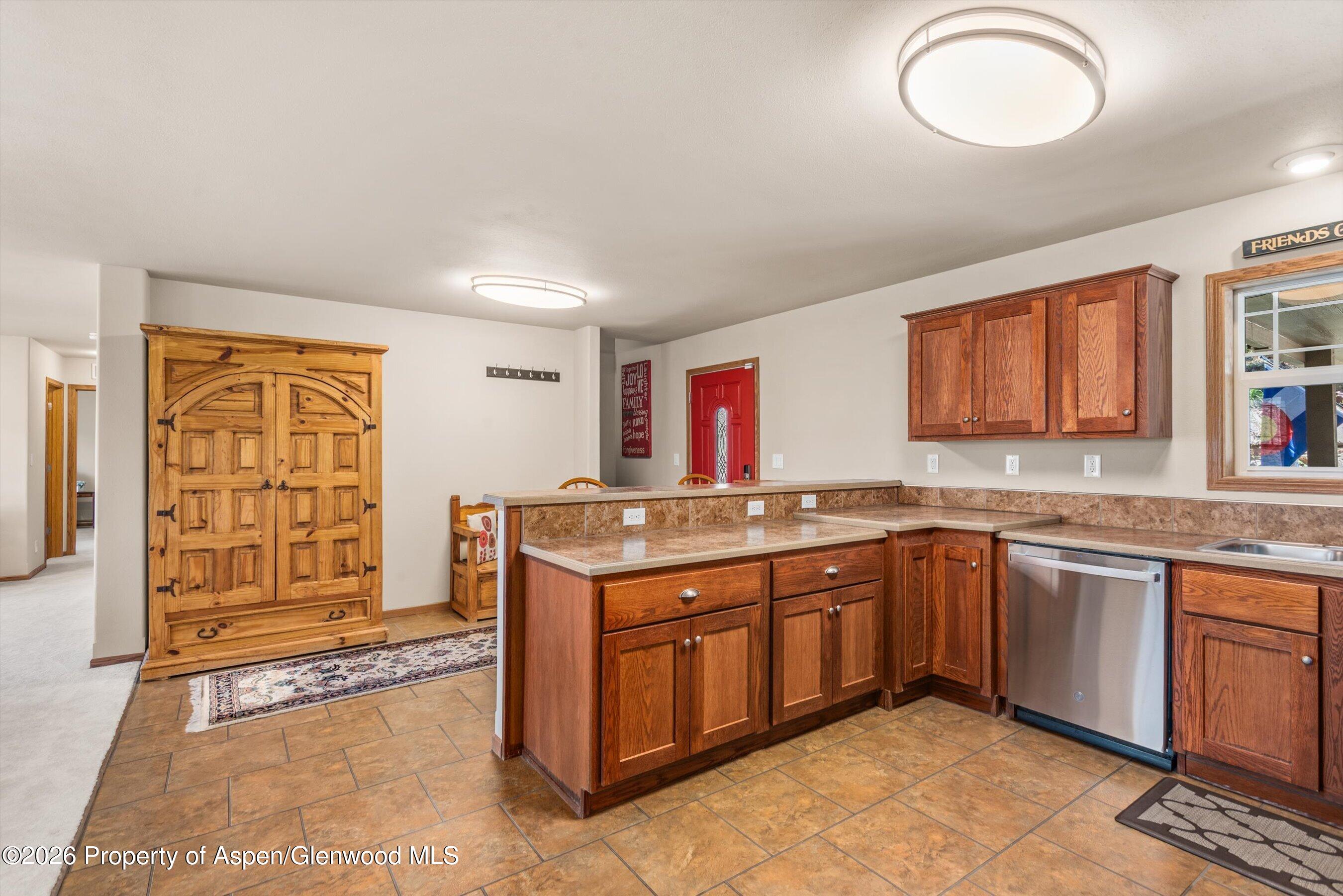 629 Hillcrest Drive Basalt, CO 81621 - Photo 13 of 46 Kitchen 2
