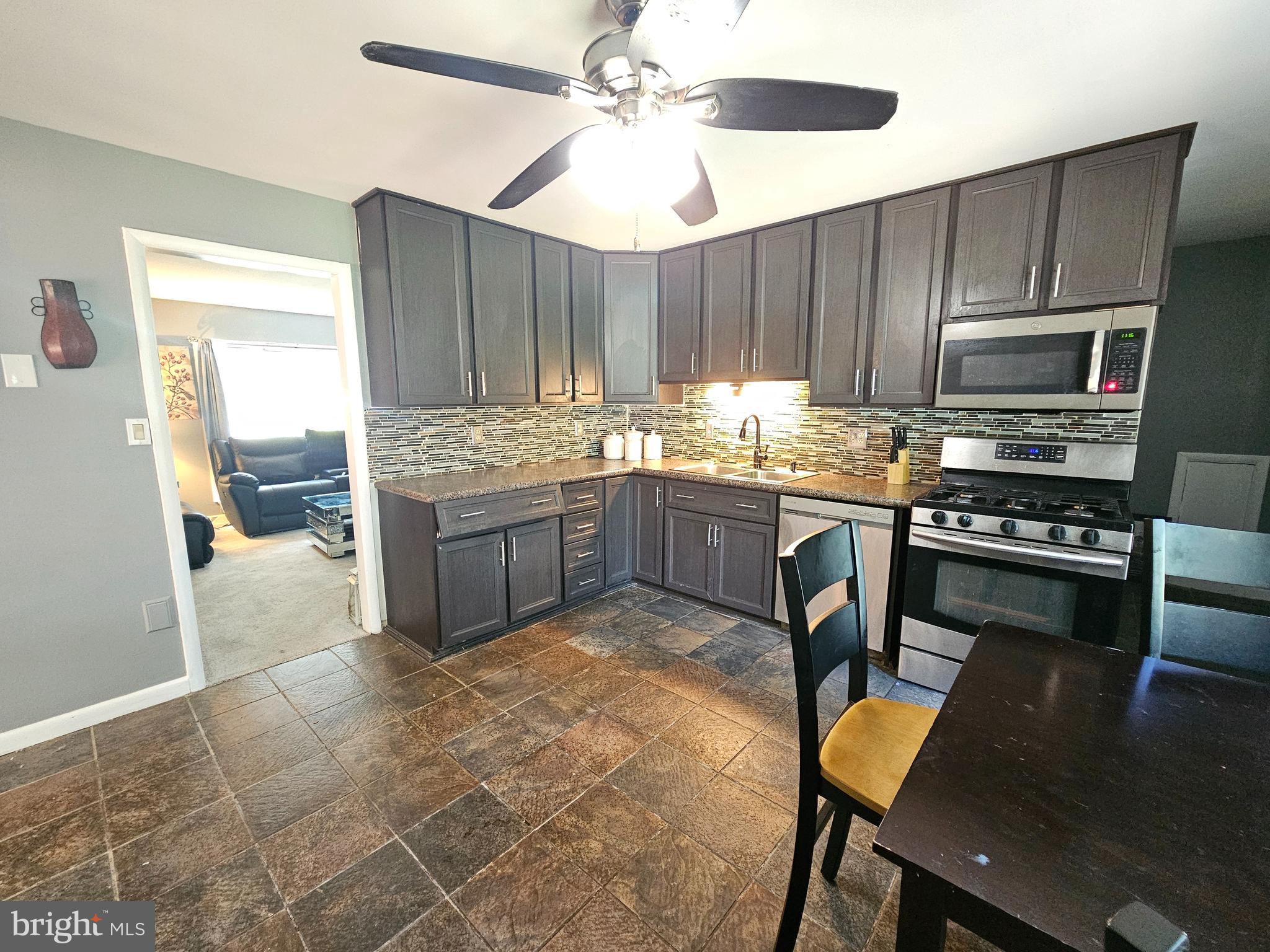 125 Endslow Road Marietta, PA 17547 - Photo 8 of 32 Kitchen