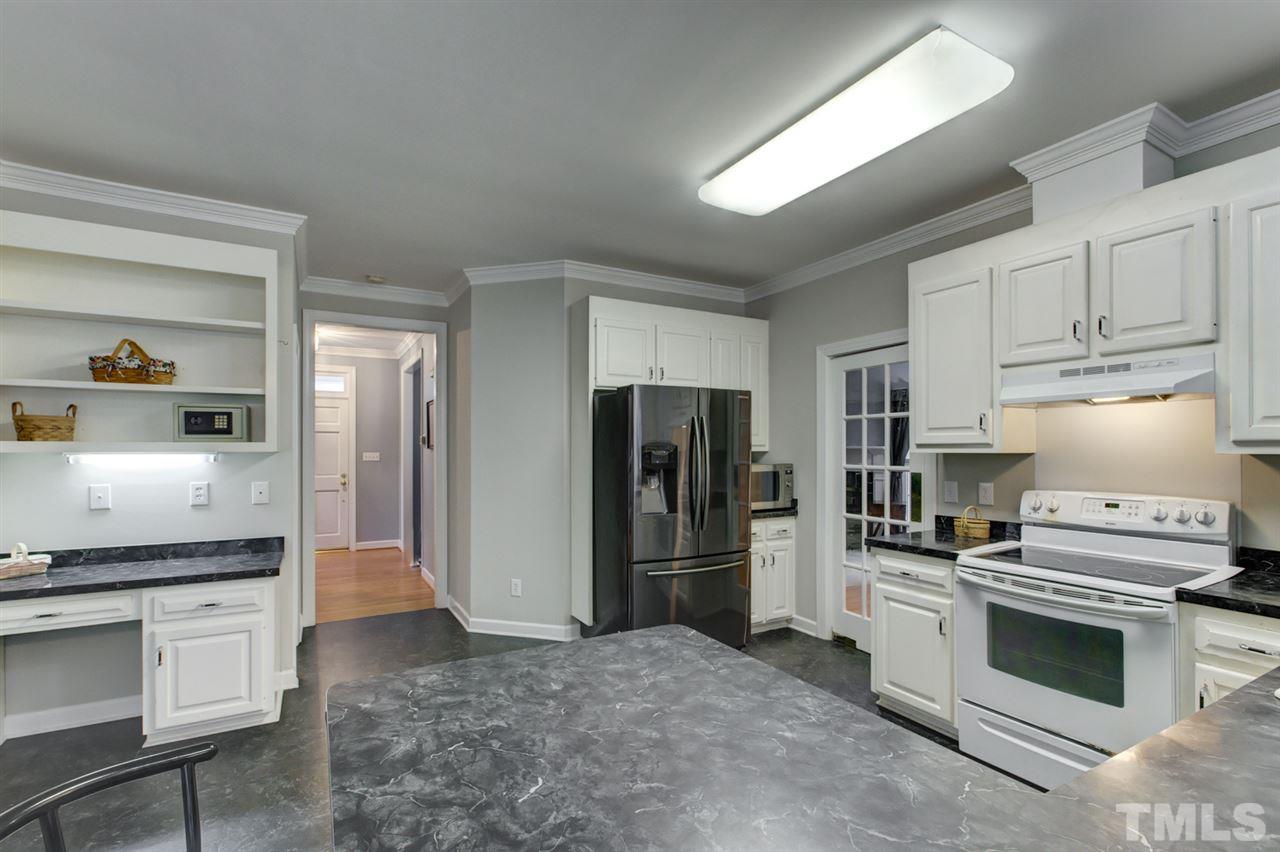 6020 Hampton Ridge Road Raleigh, NC 27603 - Photo 8 of 23 Gallery Image 8