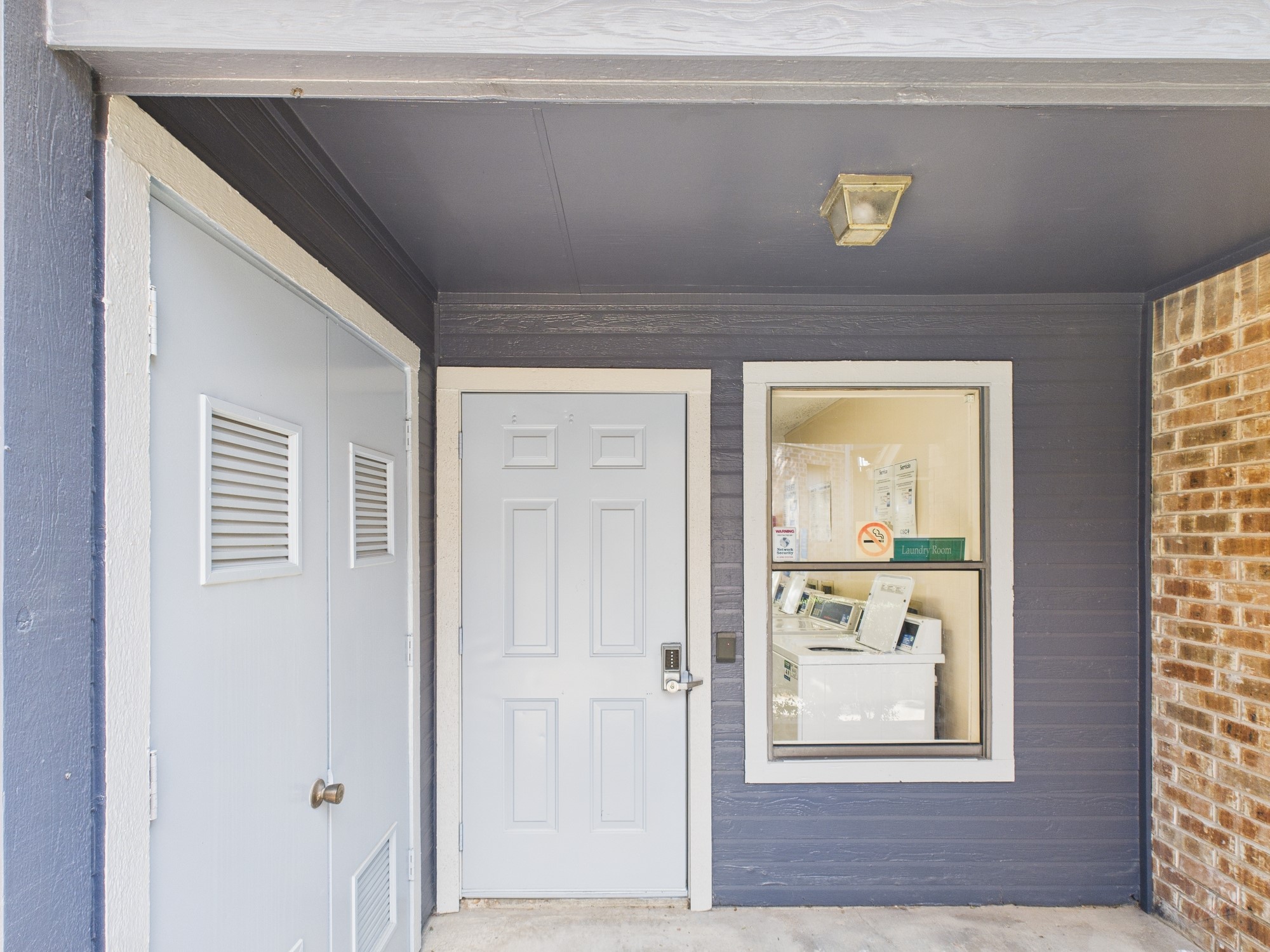 2500 Burleson Road, Unit 201 Austin, TX 78741 - Photo 20 of 20 a view of front door