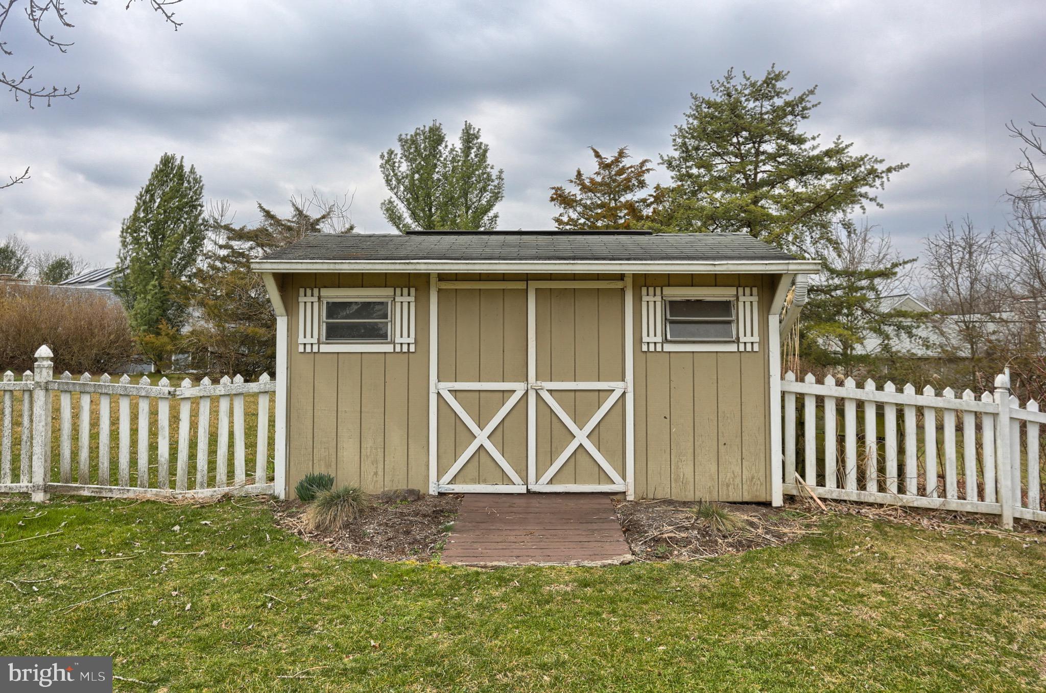 709 Cedar Road Hershey, PA 17033 - Photo 36 of 40 Gallery Image 36