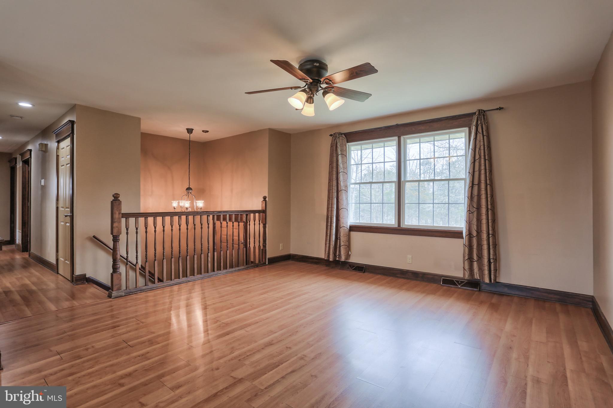 709 Cedar Road Hershey, PA 17033 - Photo 7 of 40 Gallery Image 7