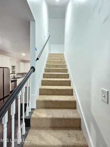 $2,200 | 101 Brisco Drive, Vicksburg, MS 39180