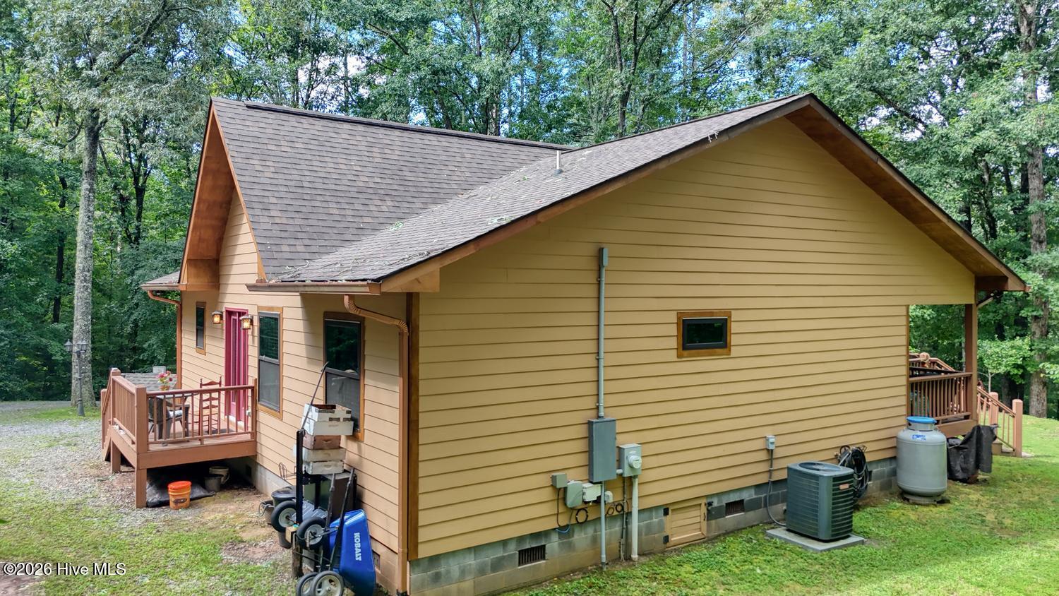 2592 Caney Creek Road Murphy, NC 28906 - Photo 5 of 52 Gallery Image 5