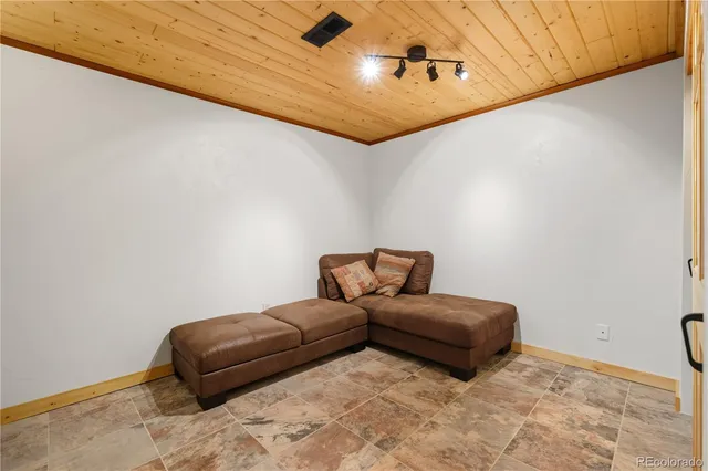 $949,900 | 401 Lake Road, Idaho Springs, CO 80452