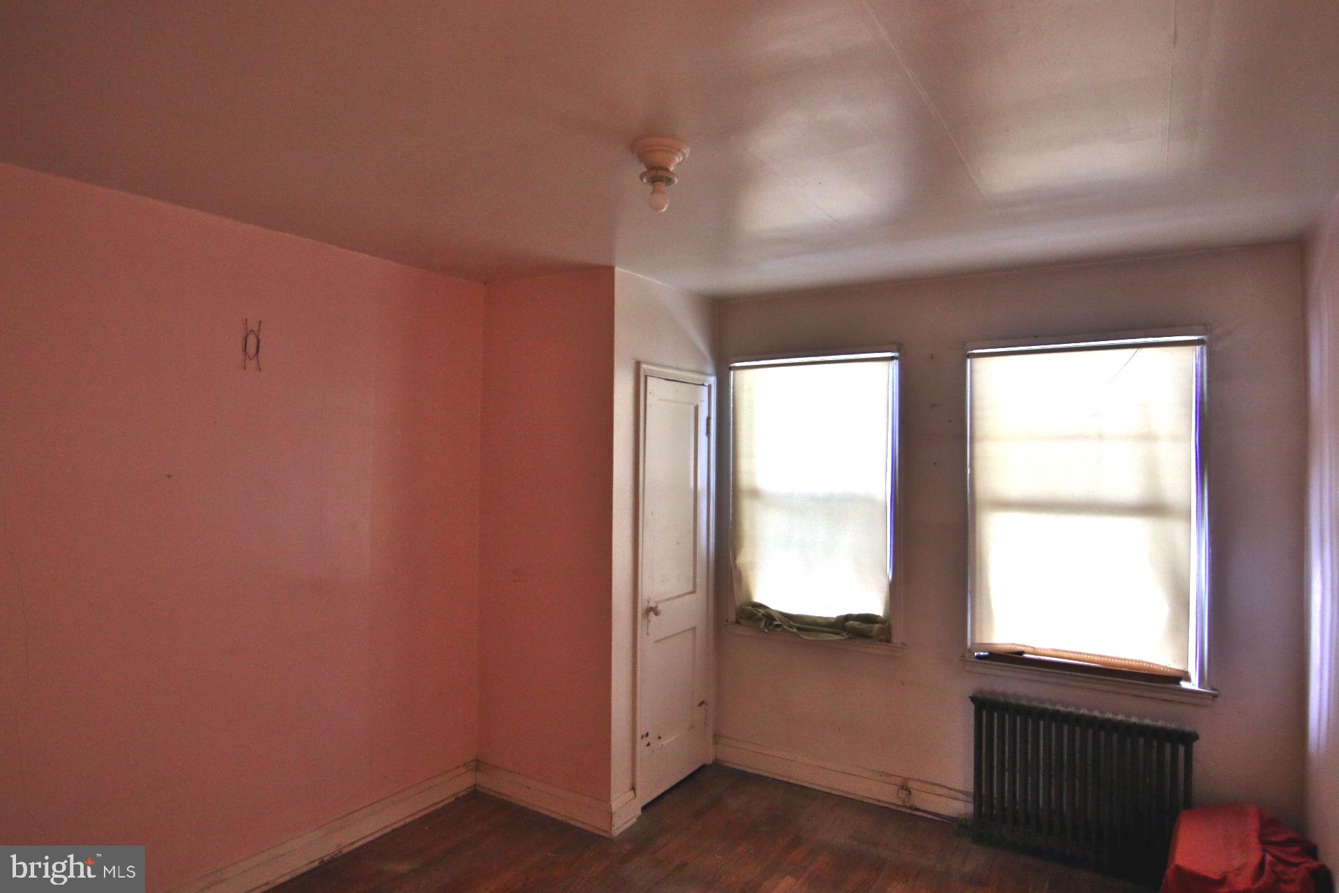 4944 Brookwood Road Baltimore, MD 21225 - Photo 5 of 9 Dining Room
