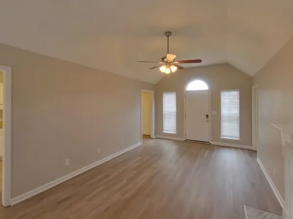 $1,949 | 2210 Burr Court, Murfreesboro, TN 37129