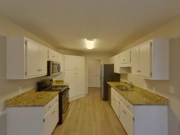 $1,949 | 2210 Burr Court, Murfreesboro, TN 37129