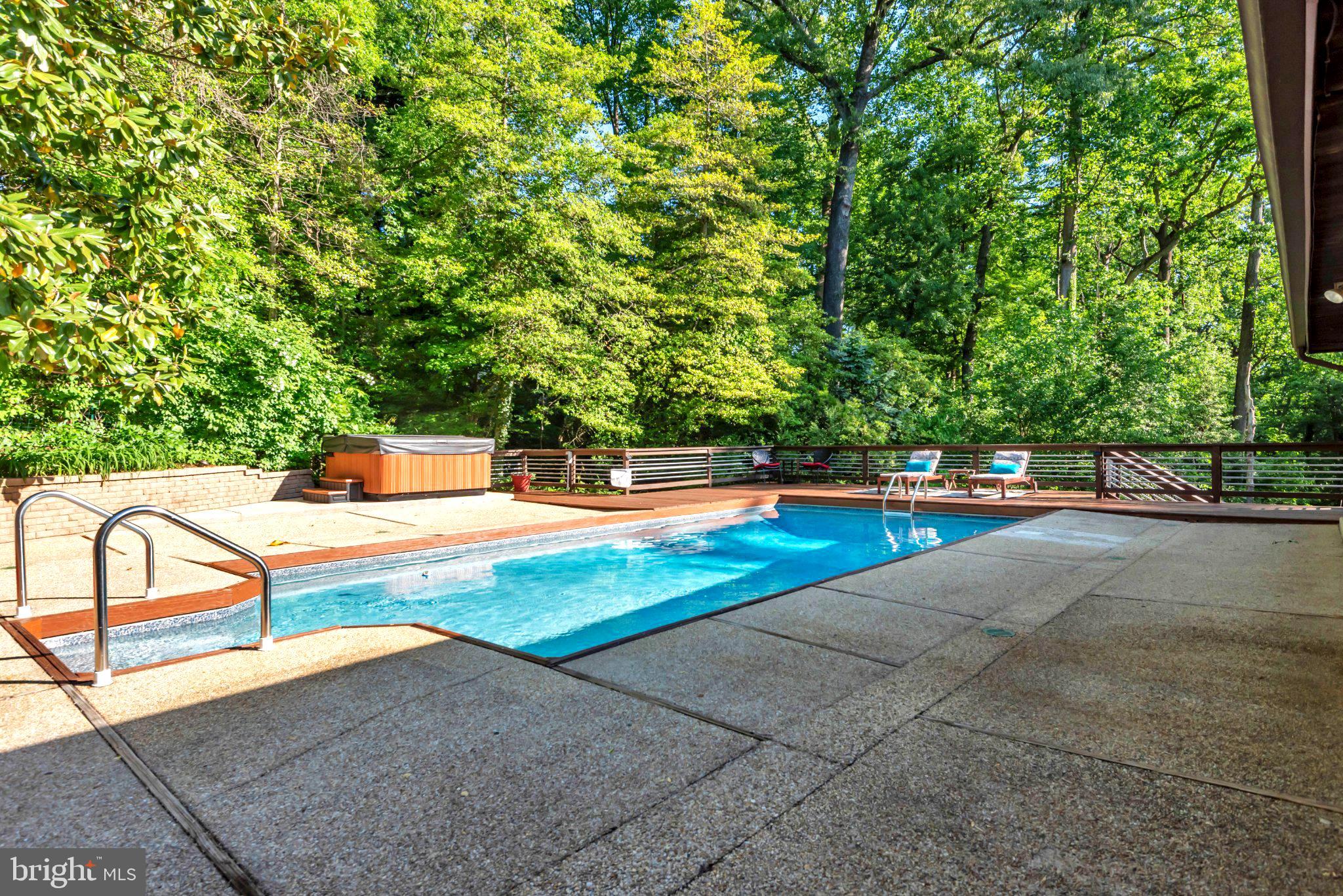 1870 Poplar Road Annapolis, MD 21401 - Photo 32 of 51 Enjoy your Lap-size pool for morning exercise!