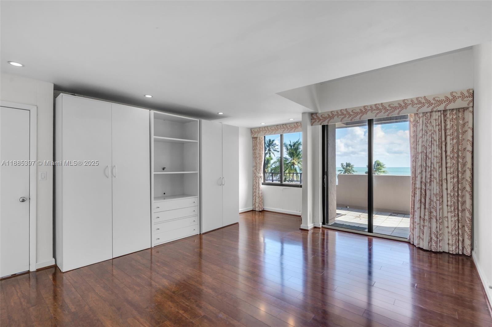 201 Crandon Boulevard, Unit 444 Key Biscayne, FL 33149 - Photo 18 of 47