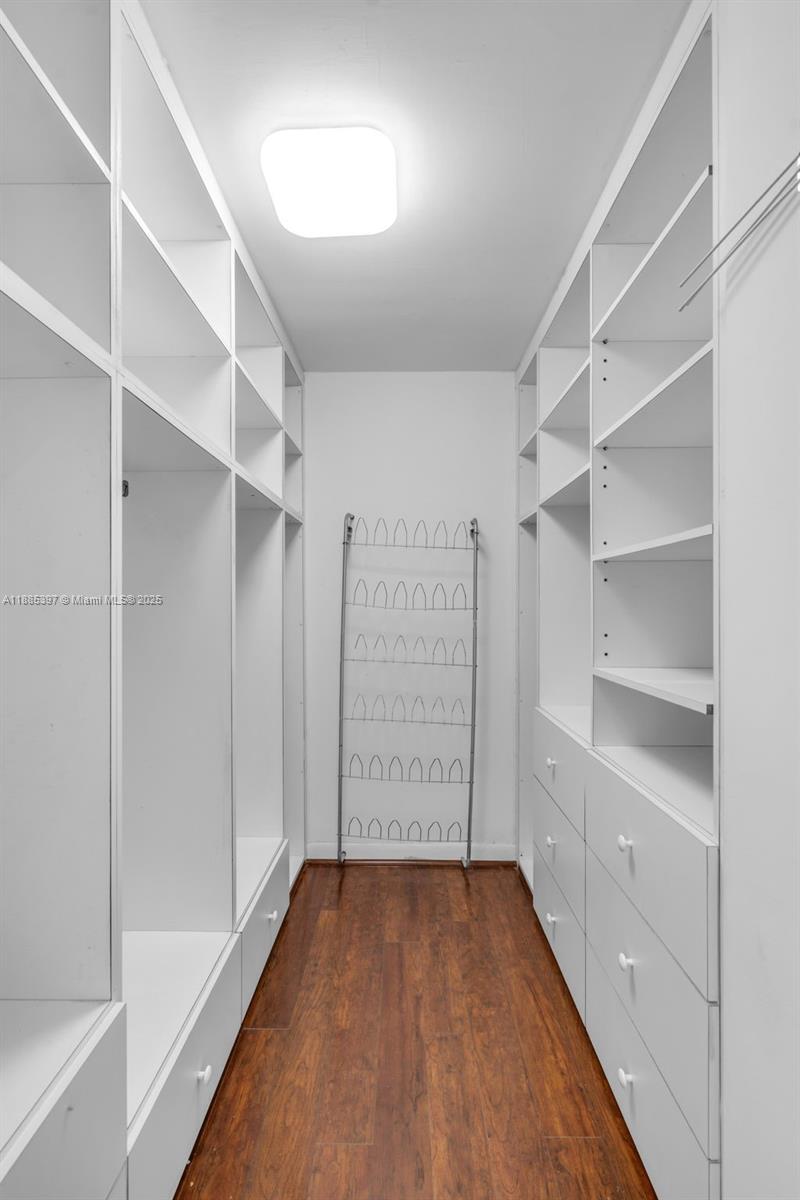 201 Crandon Boulevard, Unit 444 Key Biscayne, FL 33149 - Photo 21 of 47