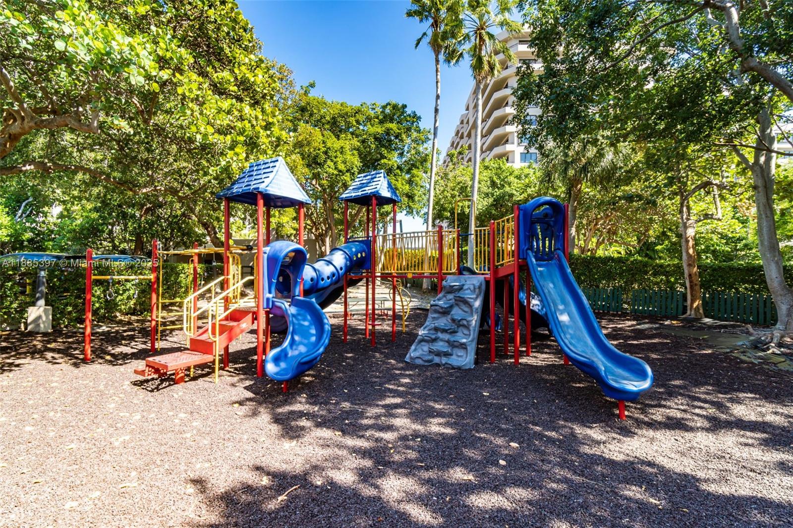 201 Crandon Boulevard, Unit 444 Key Biscayne, FL 33149 - Photo 41 of 47 Playground