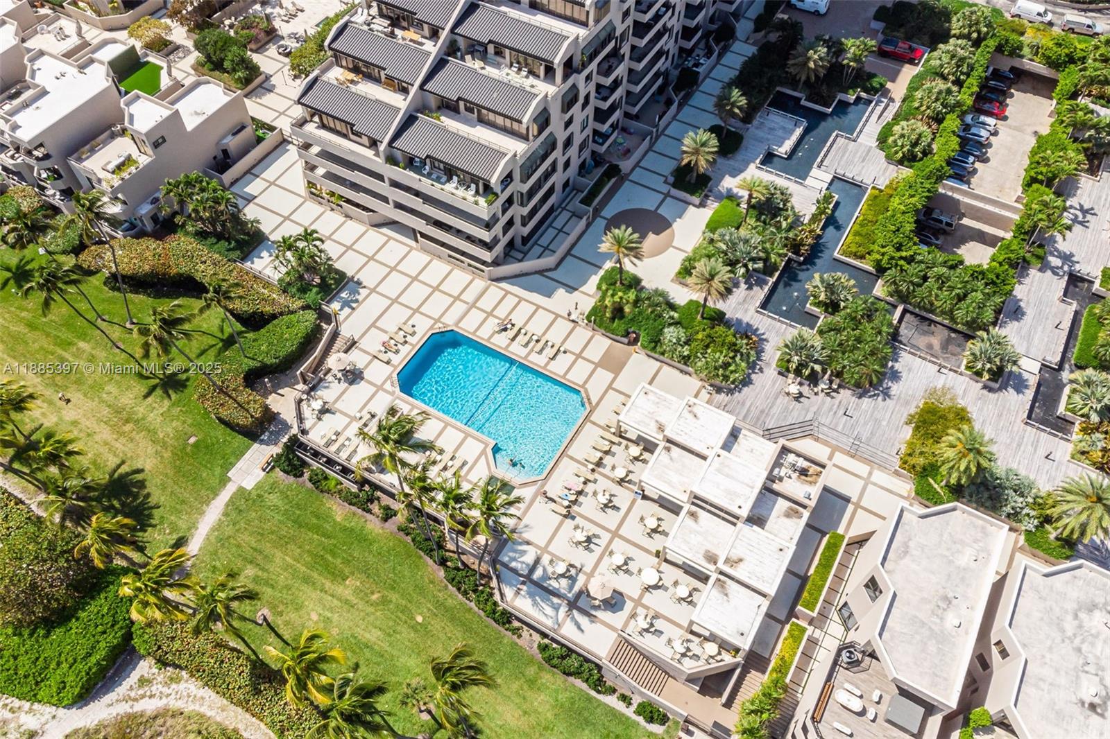 201 Crandon Boulevard, Unit 444 Key Biscayne, FL 33149 - Photo 43 of 47